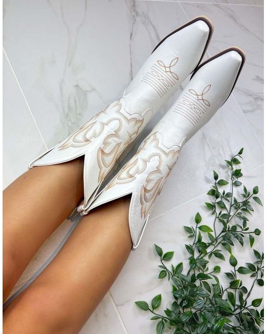 GIA STUDIOS White Cowboy Western Boots