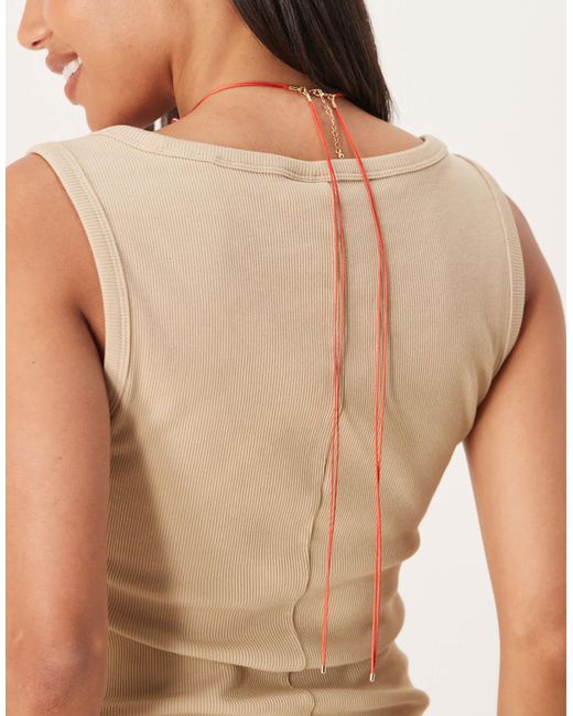 ASOS Orange – limited edition – kurze halskette mit kordel und großen kunstkorallen