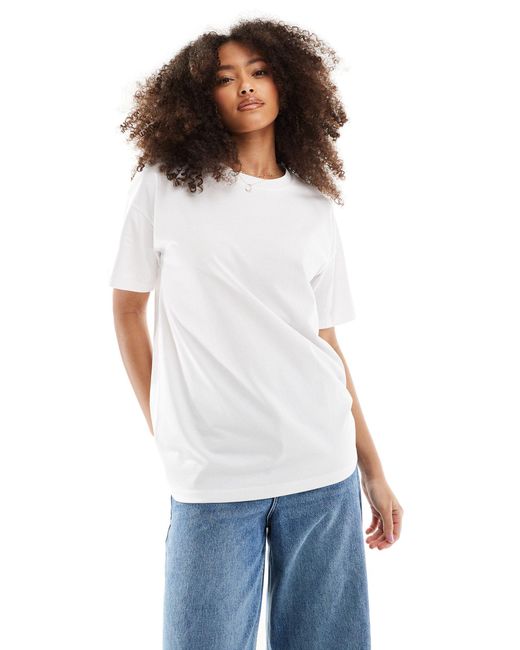 Camiseta color extragrande con estampado gráfico ASOS de color White