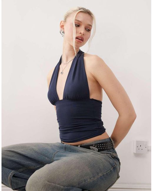 Top Con Cuello Halter Pronunciado Aline De Weekday de color Blue