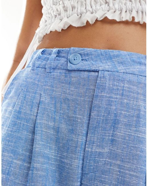 Stradivarius Blue – shorts im leinen-look