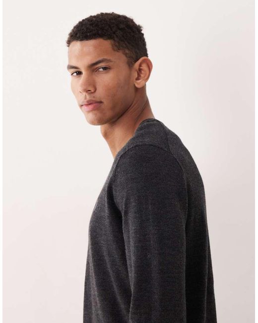 Polo Ralph Lauren Black Icon Logo V-neck Merino Wool Knit Jumper for men