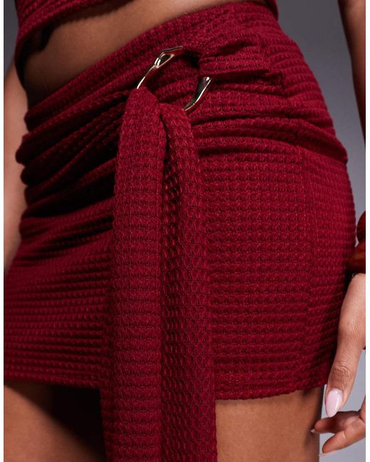 ASOS Getextureerde Minirok in het Red