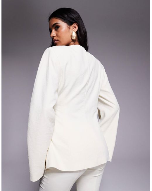 Blazer d'ensemble avec deux liens noués sur les côtés - babeurre ASOS en coloris White