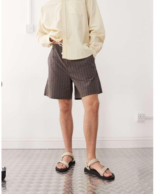 Weekday Oversized Geruite Short in het Natural voor heren