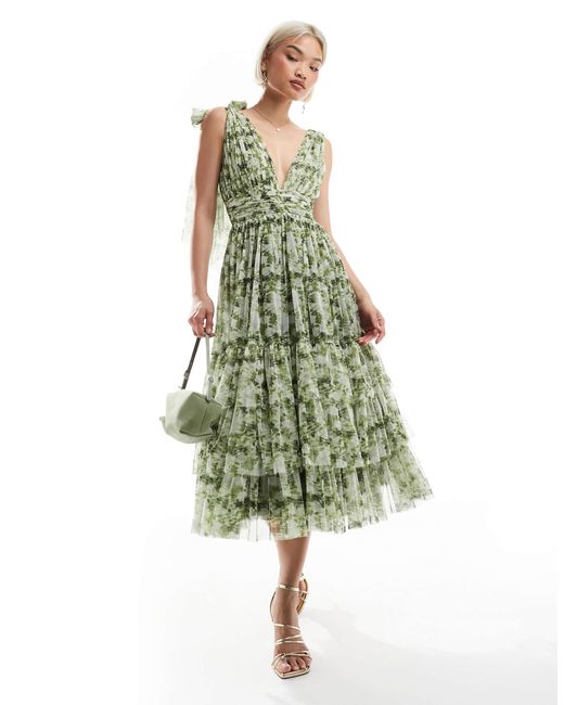 L'invitée - madison - robe mi-longue avec nœuds sur les épaules - olive fleuri LACE & BEADS en coloris Green
