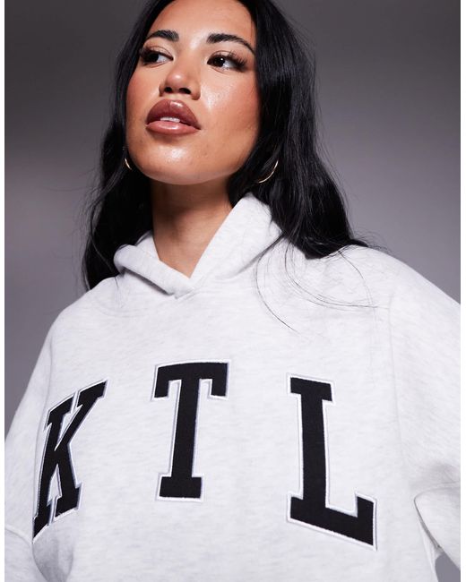 Kaiia Gray – oversize-kapuzenpullover