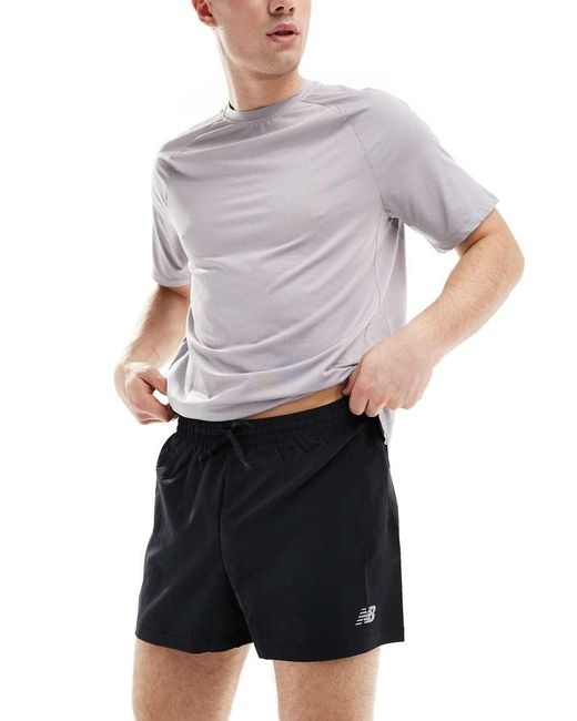 New Balance Performance in het Black voor heren