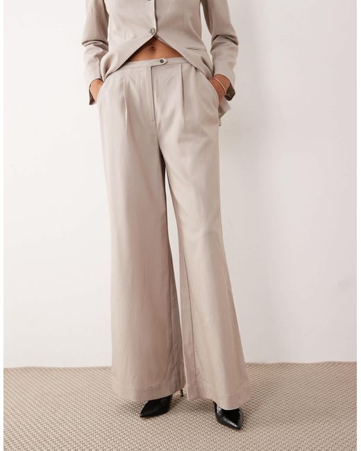 Pantalon ample d'ensemble Y.A.S en coloris Natural