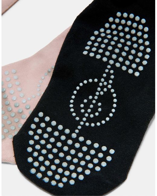 Chaussettes Stradivarius en coloris Pink