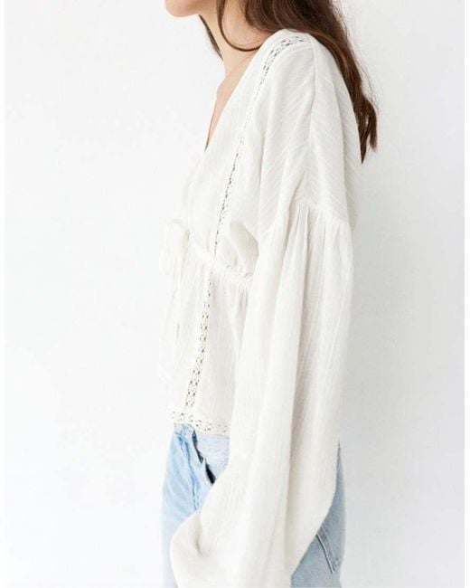Pull&Bear White Embroidered Blouse
