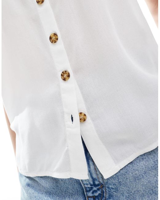 Vero Moda White Sleeveless Button Down Top