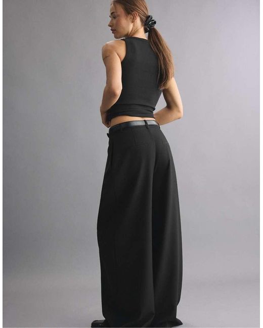 Stradivarius Black Wide-leg Trousers With Darts And Belt