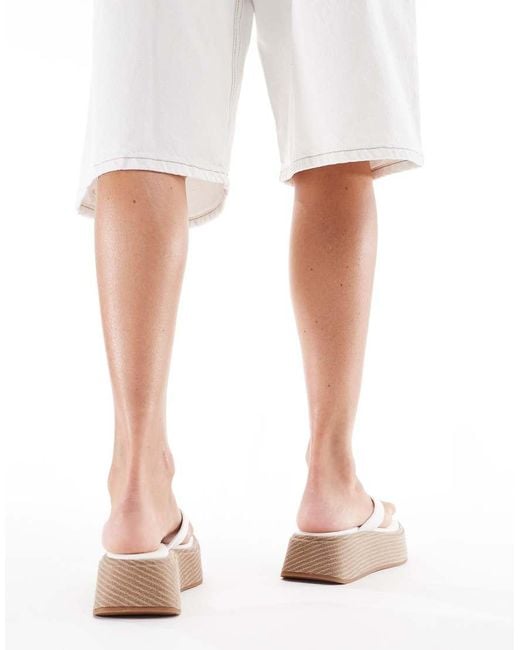 London Rebel White Thong Flatform Espadrille Sandal