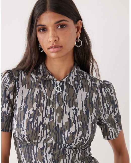 Collusion Multicolor Cinched Waist Shirt
