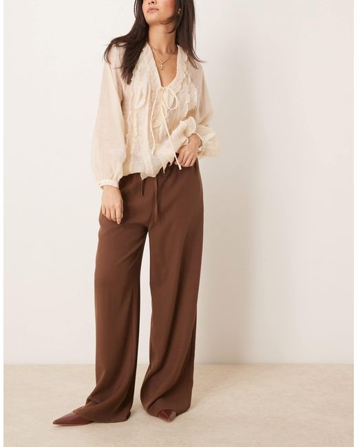 Pantalon habillé d'ensemble à enfiler en aspect lin avec cordons ASOS en coloris Natural