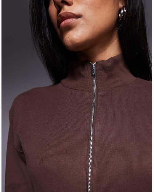 Weekend Collective di ASOS in Purple