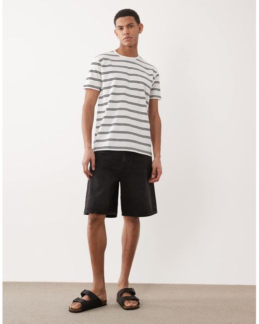 Brave Soul Natural Regular Fit T-shirt for men