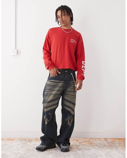Camiseta Roja De Manga Larga Y Corte Skater Con Estampado Atlético De Collusion de hombre de color Red