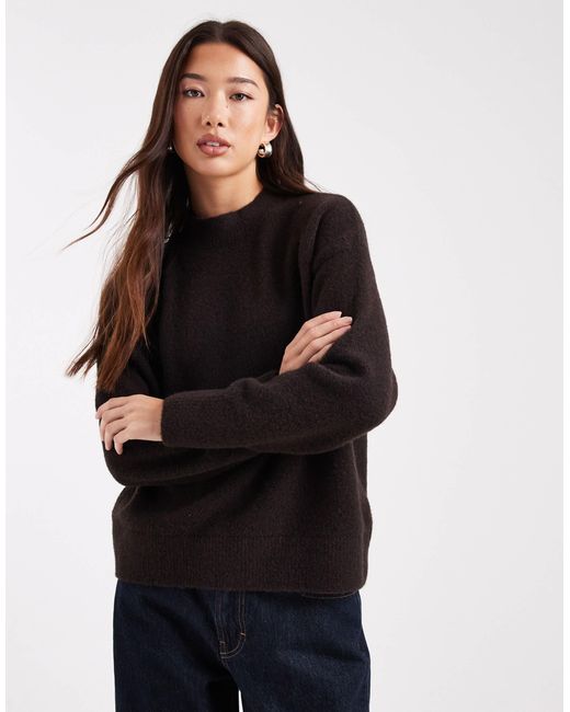 ASOS Black – flauschiger pullover