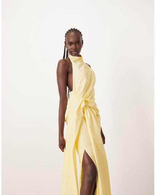 Robe longue dos nu structurée avec détails drapés - citron ARRANGE en coloris Natural