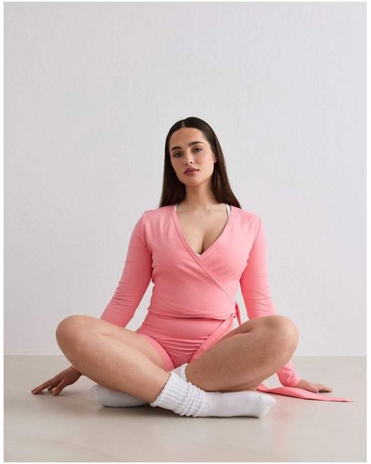 Aim'n Pink Blush Shape Seamless Wrap Long Sleeve