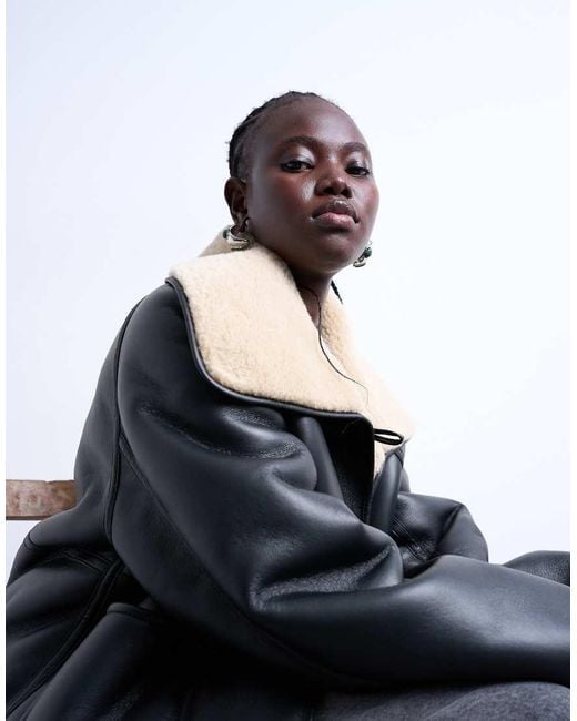 TOPSHOP Black Shearling Oversized Reversible Coat With Button Loop