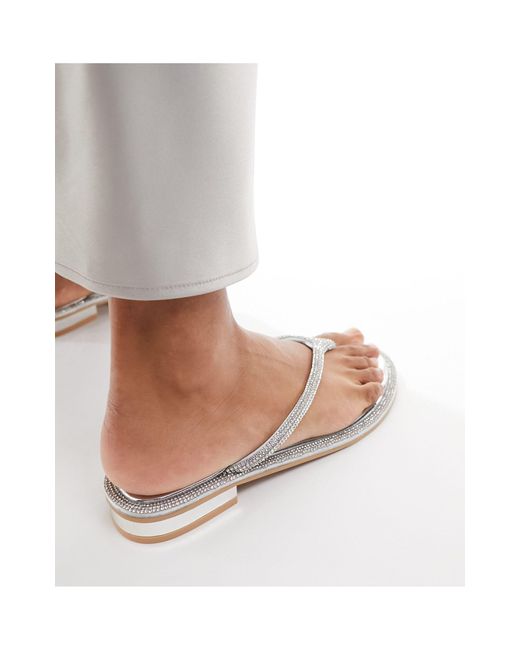 SIMMI White Simmi london wide fit– havanah – verzierte flache sandalen