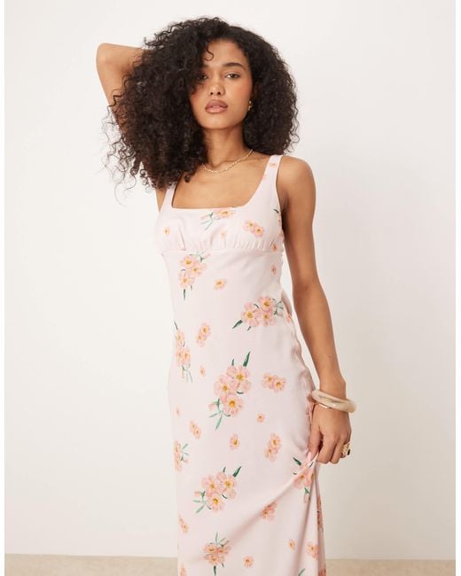 ASOS Natural – maxikleid mit wasserfallausschnitt hinten, geraffter brustpartie und blumendruck