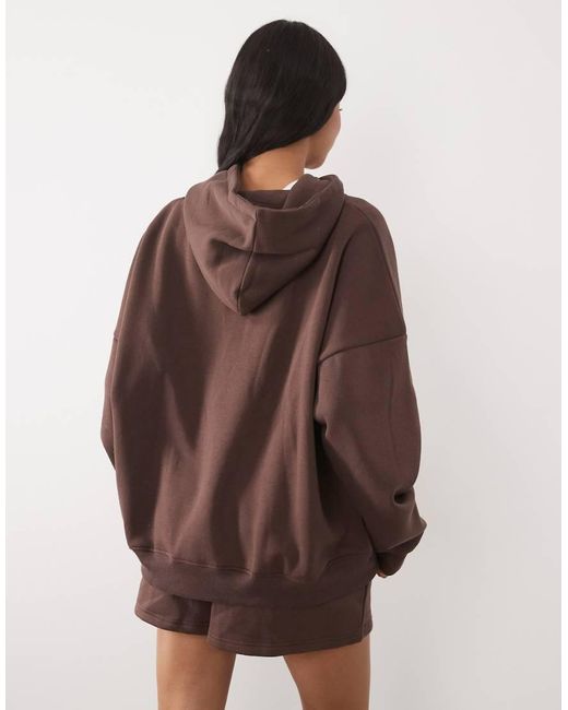 Studio di Kaiia in Brown