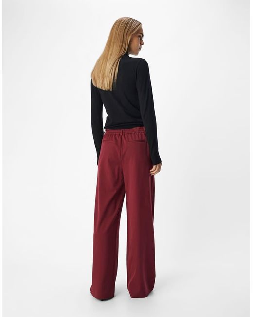 Object Broek in het Red