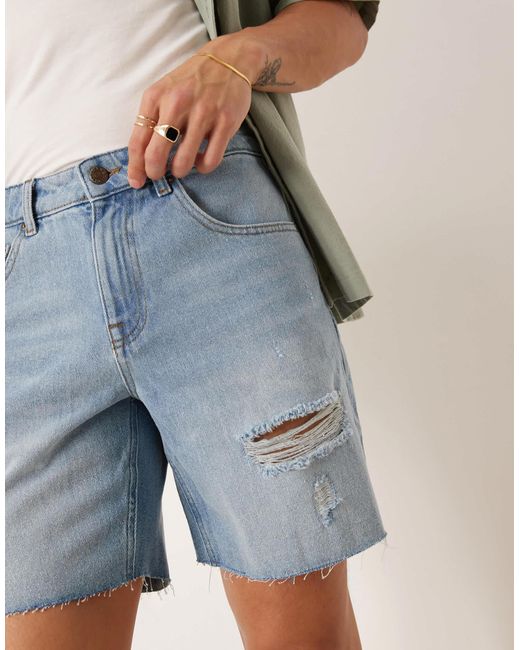 Short en jean mi-long coupe slim à déchirures - clair délavé ASOS pour homme en coloris Blue