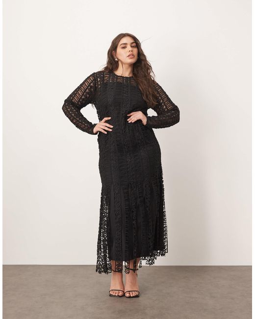 Curve - robe mi-longue brodée en dentelle à manches longues avec ourlet à franges ARRANGE en coloris Black