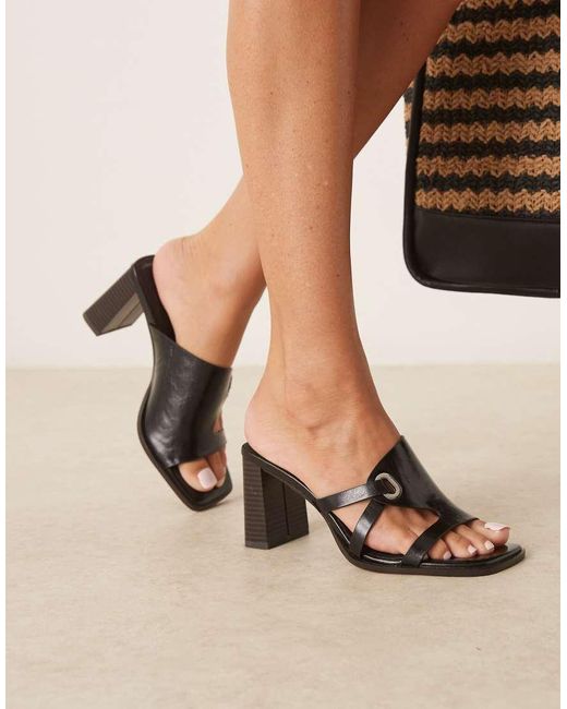 Harley di ASOS in Black