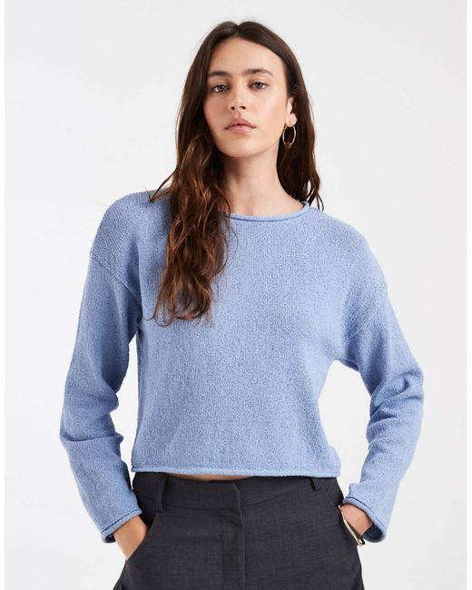 Pull ample à col large clair ONLY en coloris Blue
