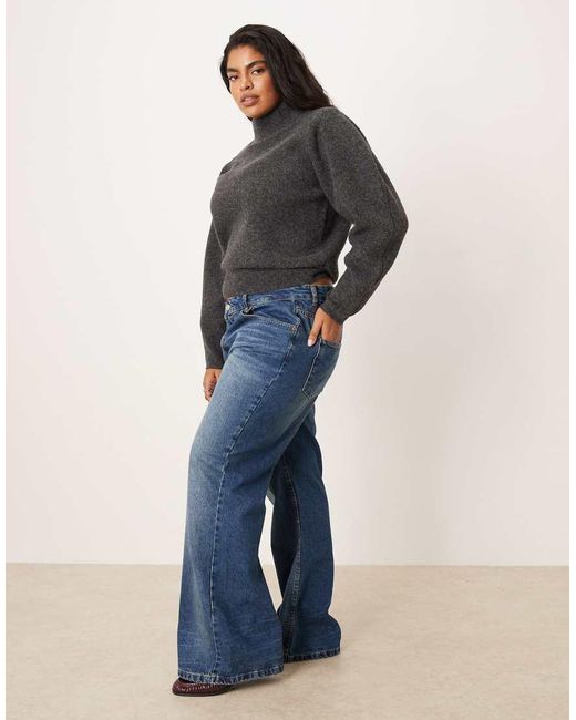 Vaqueros De Corte Holgado Acampanado Con Lavado Oscuro Medio De Asos Design Curve-Azul ASOS de color Blue