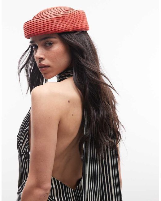 ASOS Pillbox Hoed Van Stro in het Red