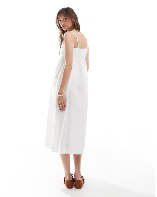 Vestito Midi Color Panna Con Spalline Sottili E Bottoni di Brave Soul in White