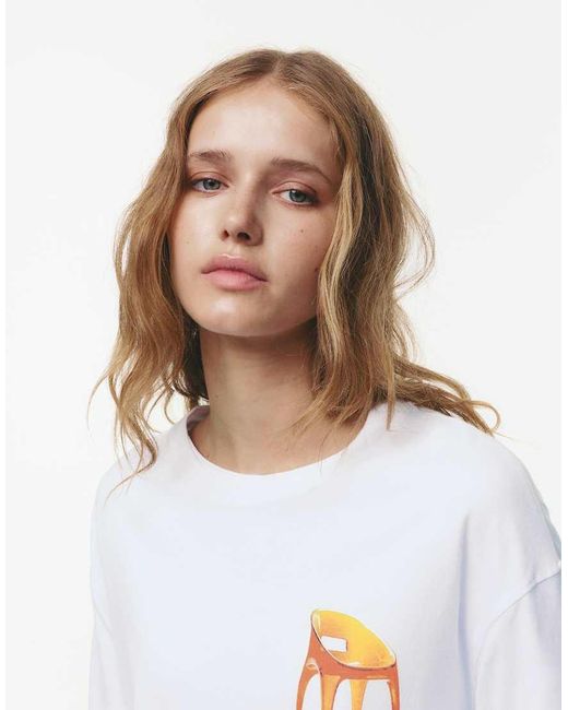 T-Shirt Color Ghiaccio Con Scritta E Stampa Di Mobile di Pull&Bear in White