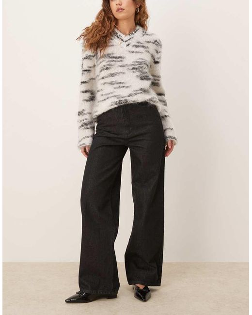 Vaqueros Capri De Pernera Ancha Con Lavado Negro De ASOS de color Natural