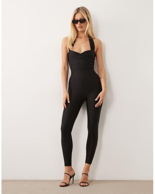 Ruched & Ready Made You Look in het Black