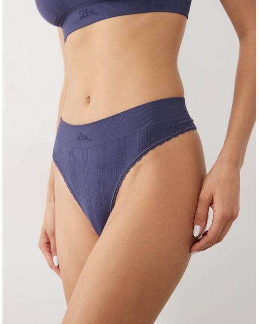 Boux Avenue Hoogopgesneden Pointelle String in het Blue