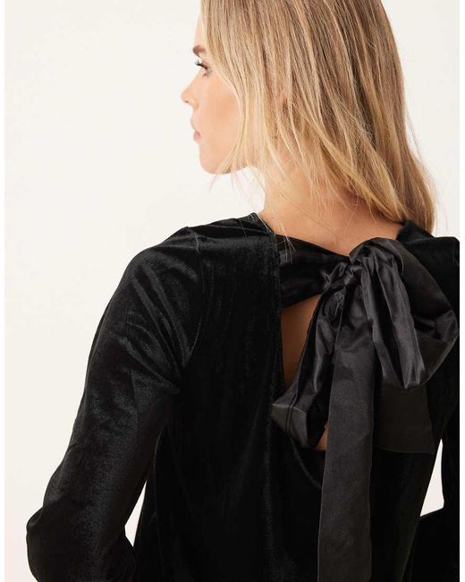 JDY Petite Black Back Bow Detail Velvet Mini Dress