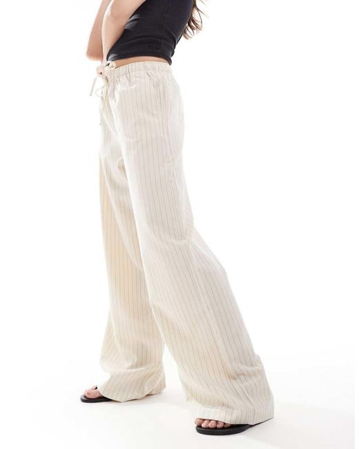 Stradivarius Broek Met Elastische Taille in het White