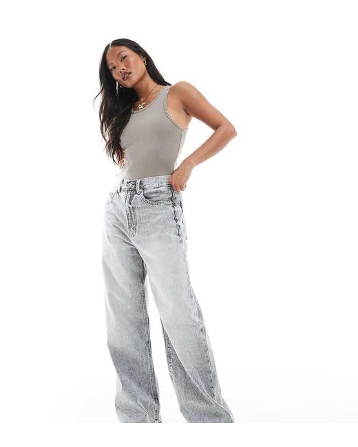 Stradivarius White Petite D88 baggy Jean