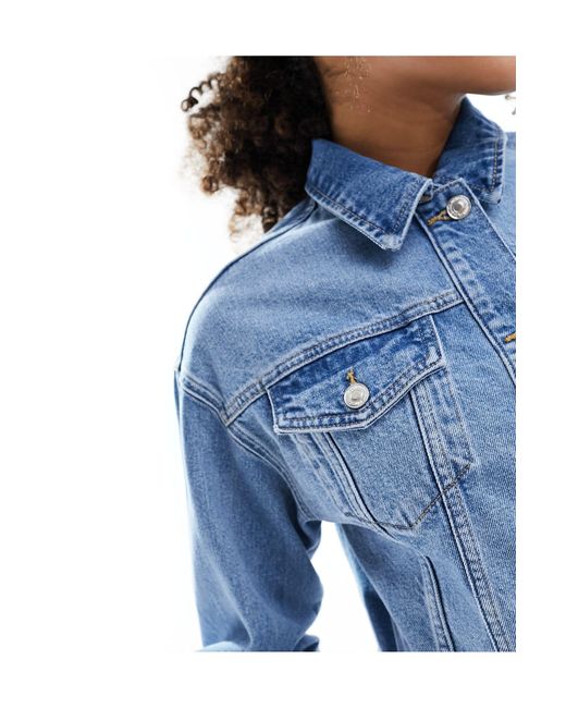 Giacca di jeans taglio corto medio di New Look in Blue