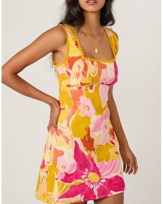 Nobody's Child Petite Yellow Floral Ciara Mini Dress