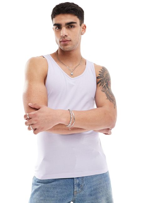 Camiseta lila ajustada sin mangas ASOS de hombre de color White