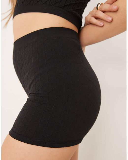 Calvin Klein Black Seamless Booty Shorts