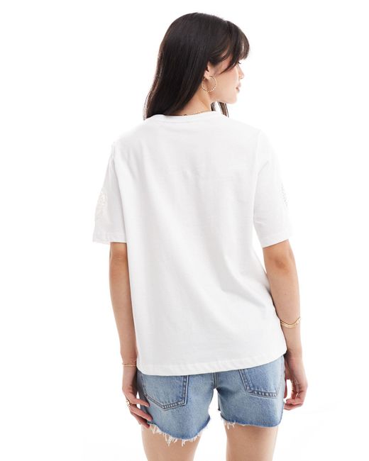 Camiseta blanca con patrón calado Object de color White